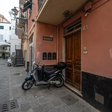 Apartment 244b - Casa Ludo, Centro Storico,140m Dalla Baia Del Silenzio Patrimonio Unesco E Mare Sestri Levante