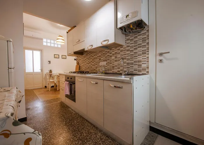 244b - Casa Ludo, Centro Storico,140m Dalla Baia Del Silenzio Patrimonio Unesco E Mare Διαμέρισμα